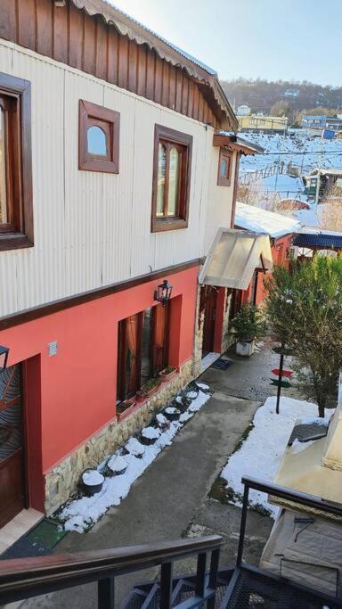 Mysten Kepen B&B Ушуая Экстерьер фото